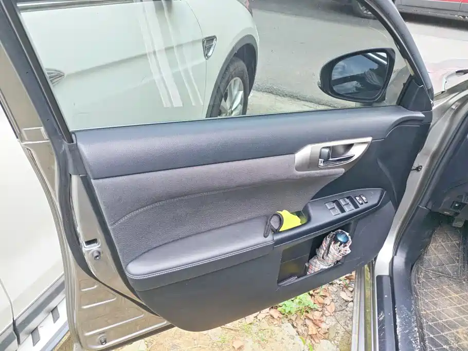 Lexus CT — миниатюра 7