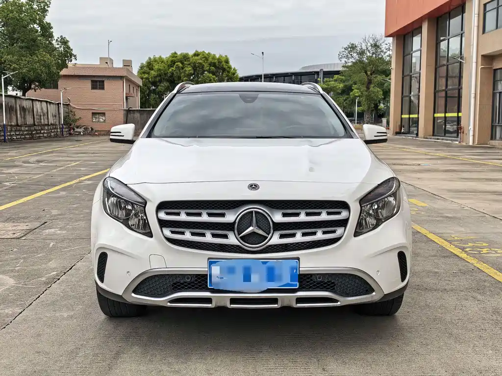 Mercedes-Benz GLA — миниатюра 2