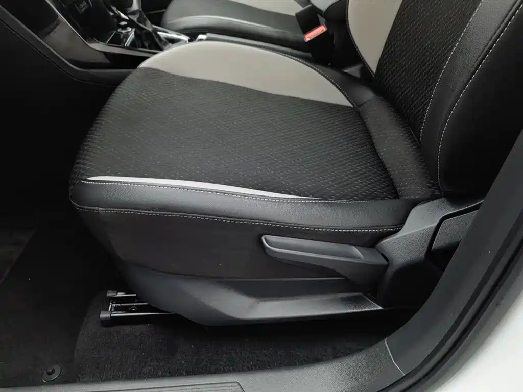 VOLKSWAGEN EXPLORING THE SHADOW