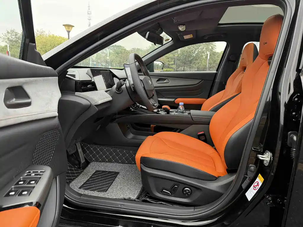 Changan UNI-V — миниатюра 9