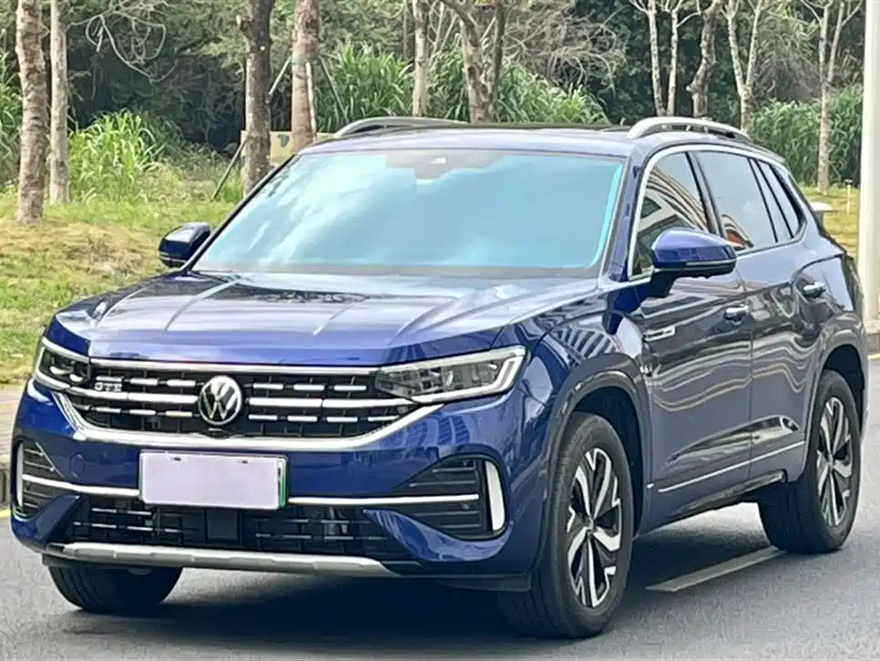 Volkswagen GTE PHEV 2023