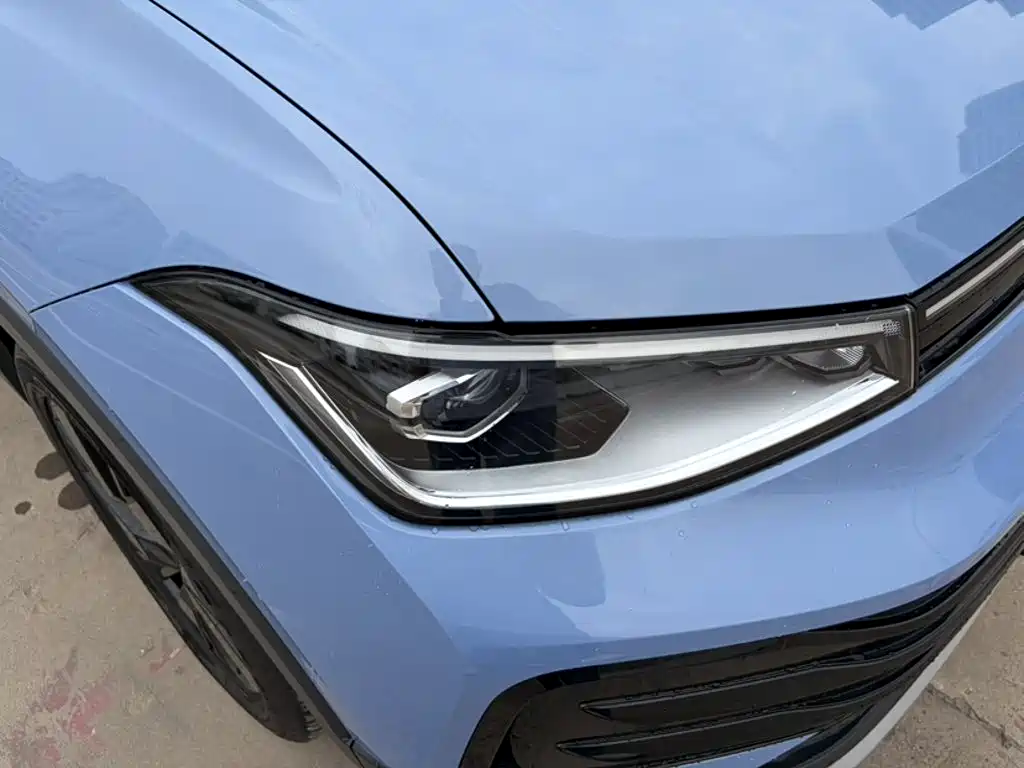 Volkswagen Tharu 2025 300TSI