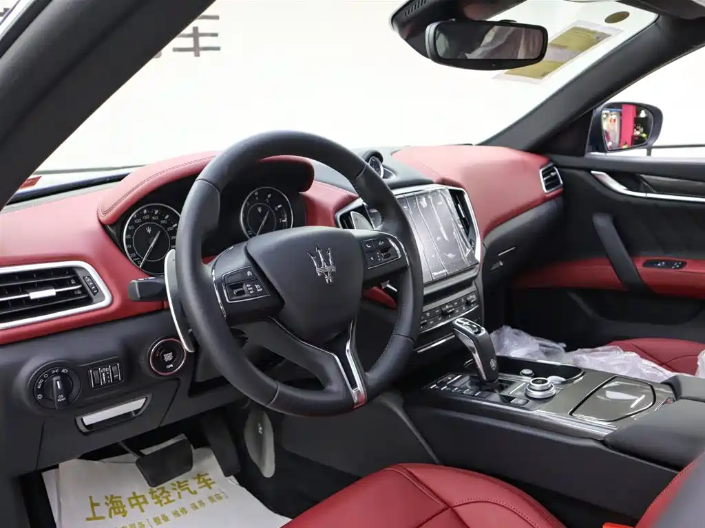 Maserati Ghibli 2023 2.0T GT