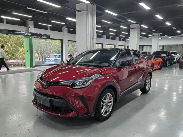 TOYOTA C HR