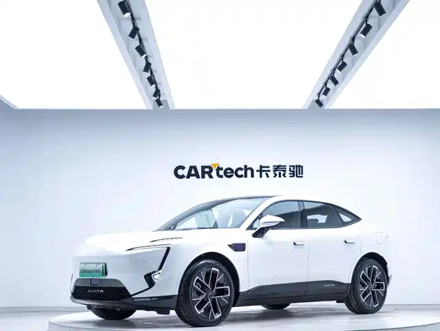 2025 Avatr 11