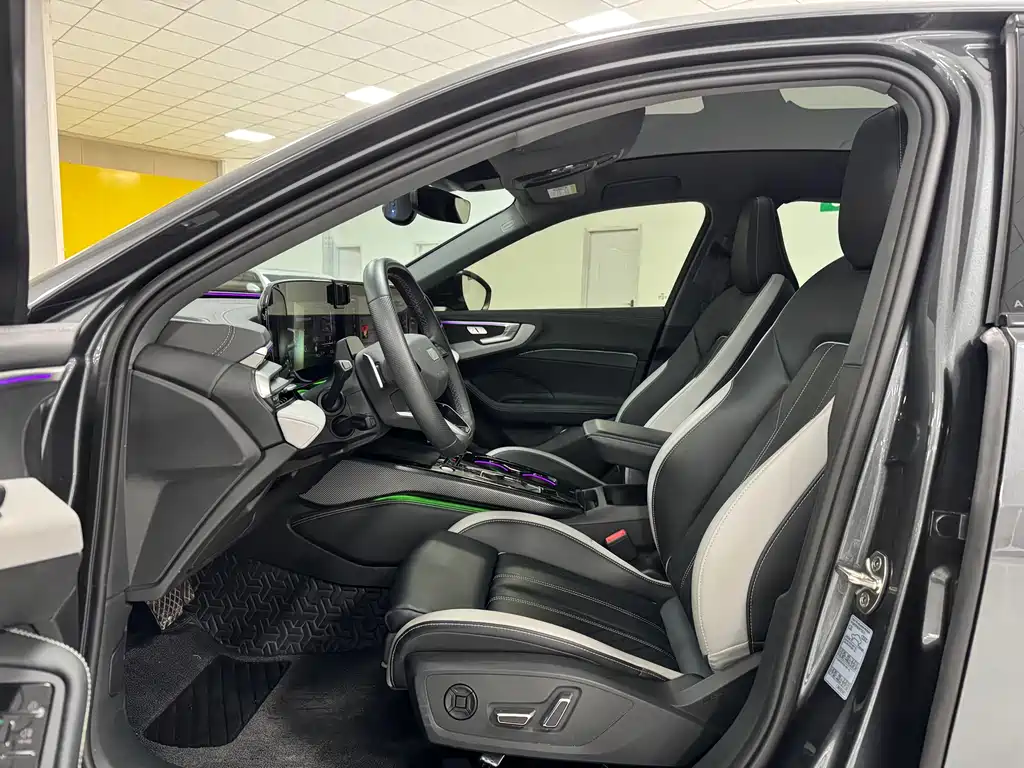 Audi A5L 2026 2.0T Sport
