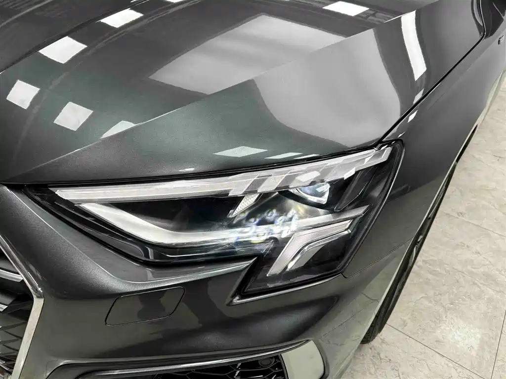 Audi A3 2023 Silver/gray из Китая, фото 3
