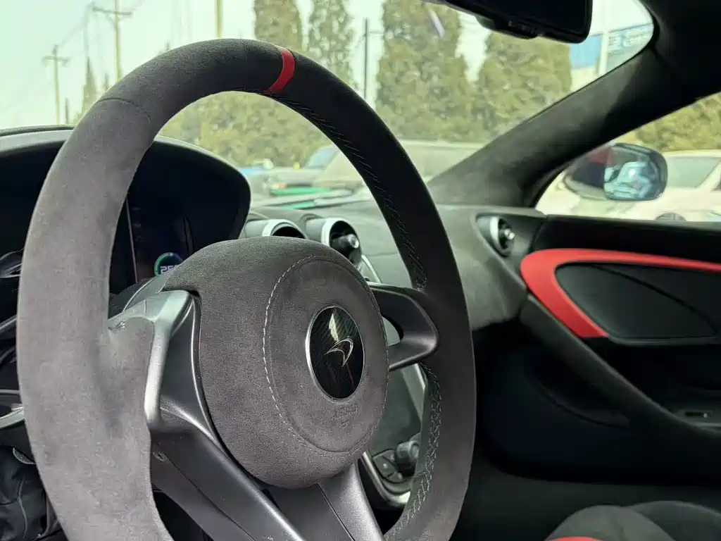 McLaren 570 2015 570S 3.8T Coupe
