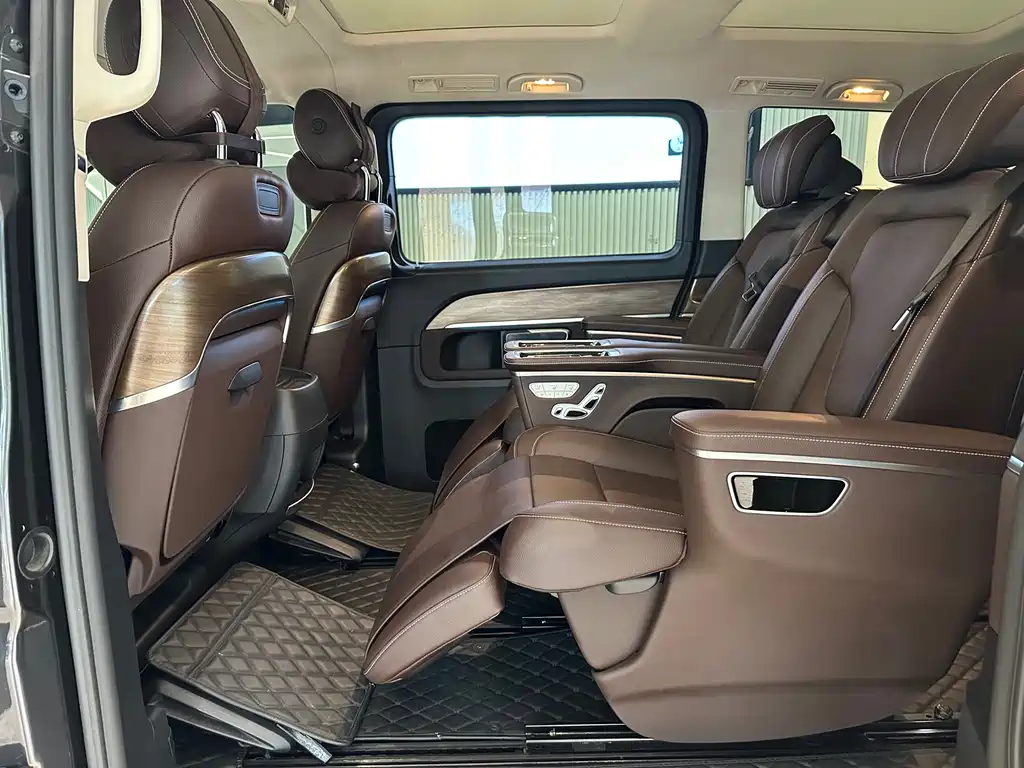 MERCEDES-BENZ V CLASS