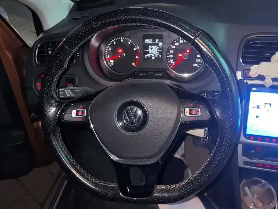 Volkswagen Polo — миниатюра 15