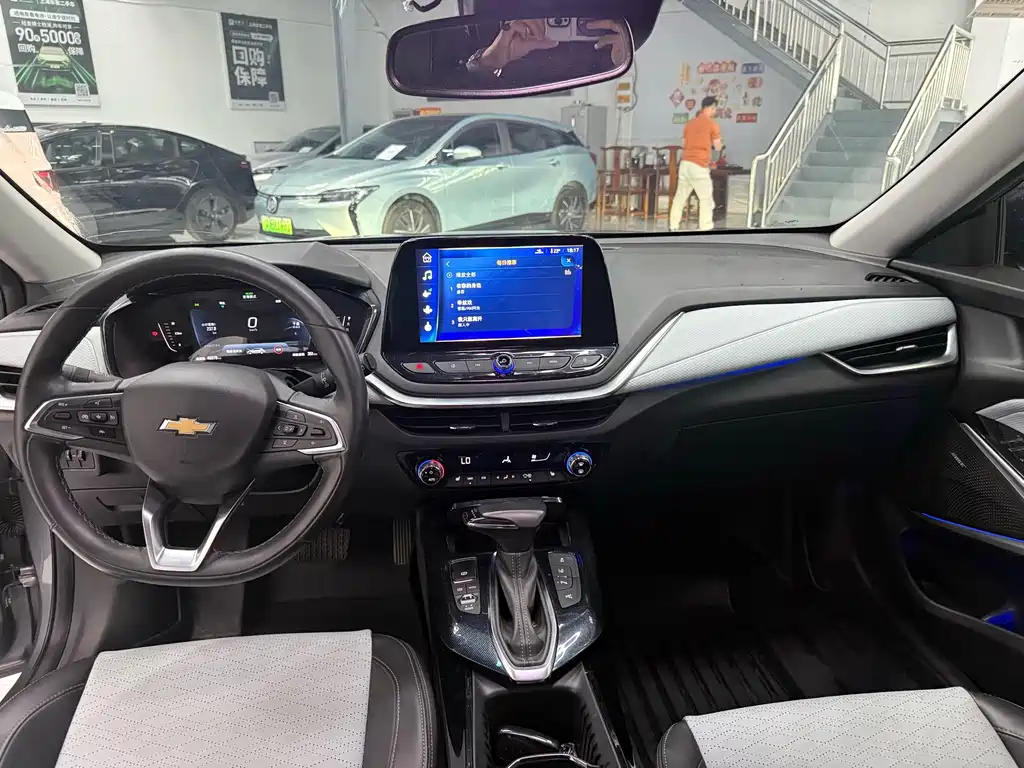 Chevrolet Menlo — миниатюра 5