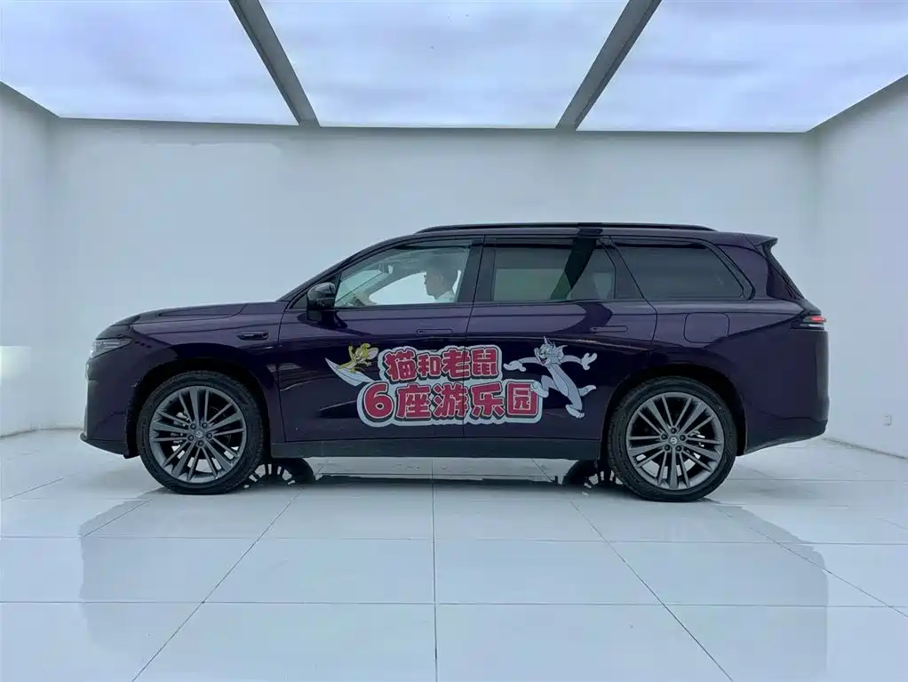 ZERO-RUNNING CAR ZERO RUN C16