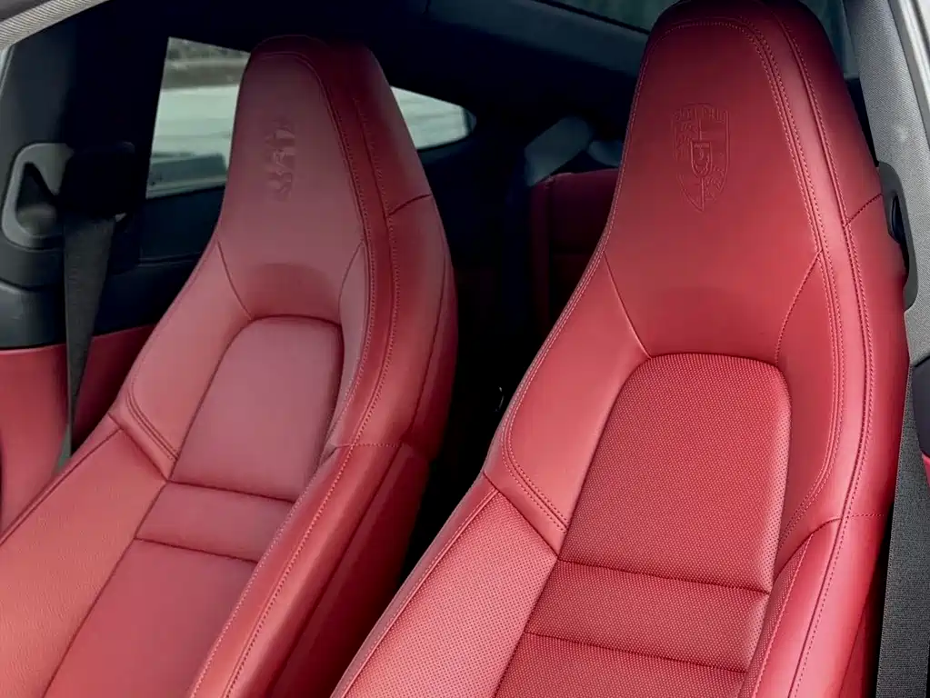 Porsche 911 2023 Carrera 3.0T