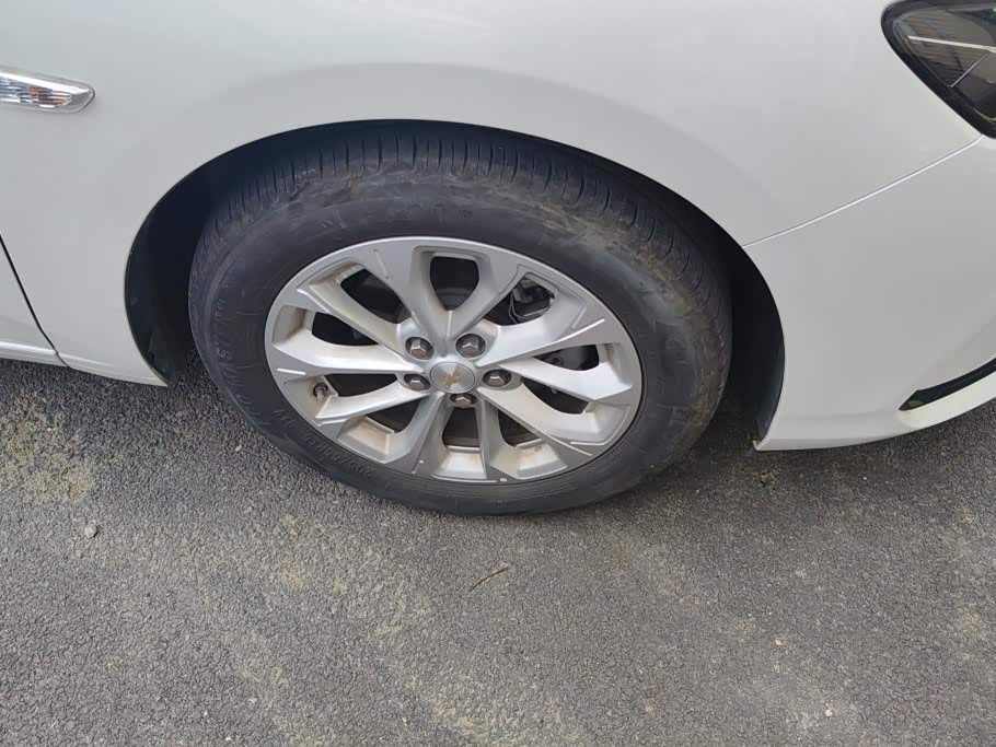 Chevrolet Monza 1.5 л 2024 г. Белый, пробег 30000 км