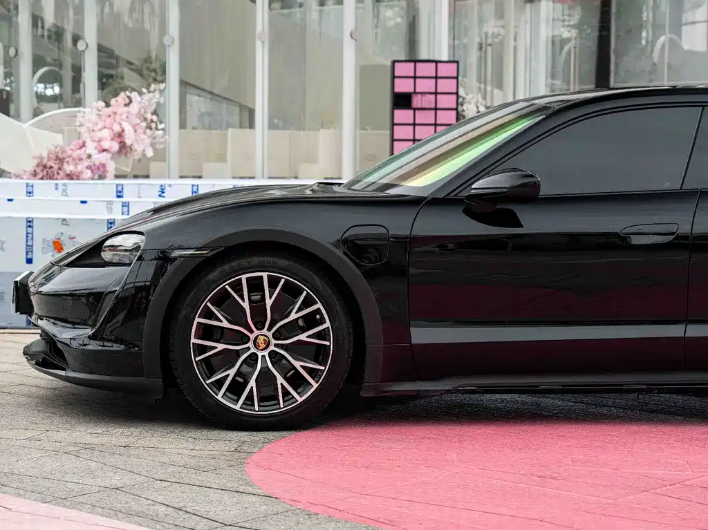 Porsche Taycan 2024 Taycan 4 Cross Turismo
