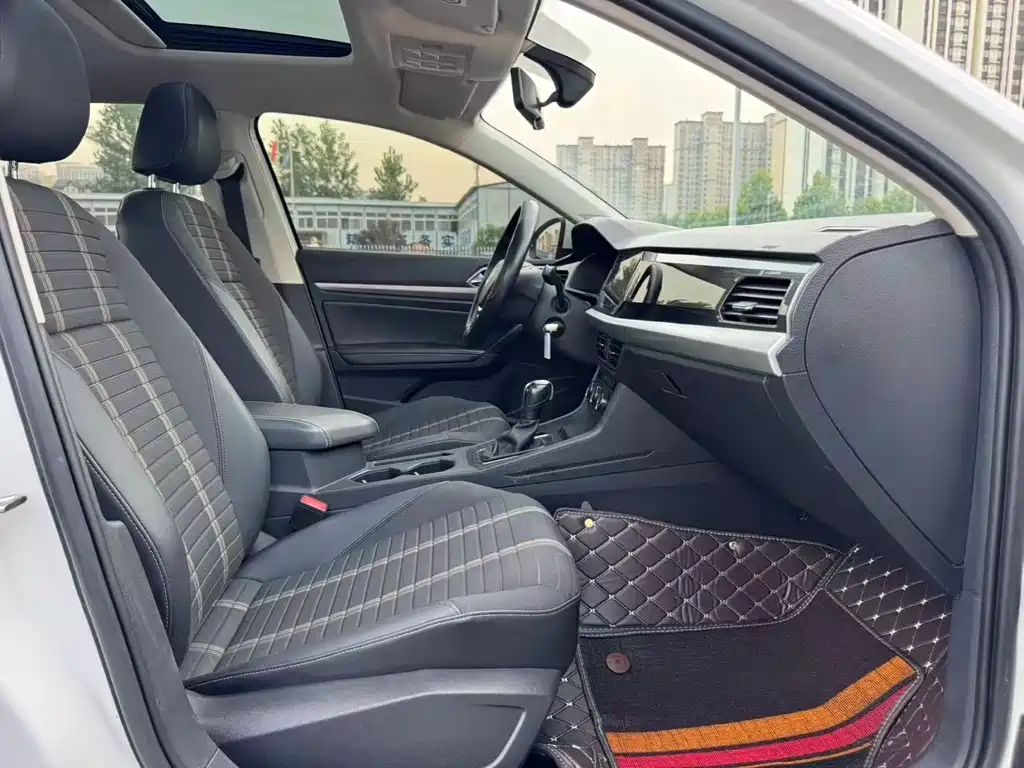 Volkswagen Lavida 2021 1.5L AT