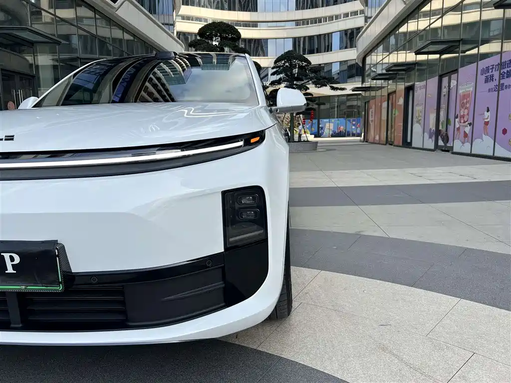 Li Auto IDEAL L6
