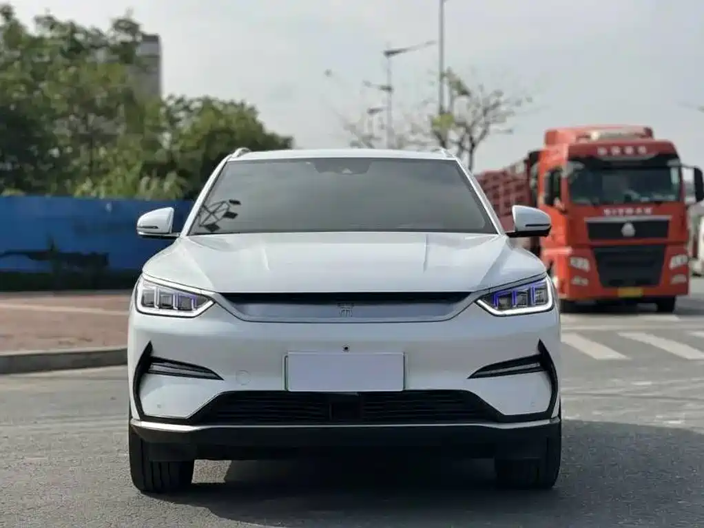 BYD Song Plus DM-i 2021 — фото 2
