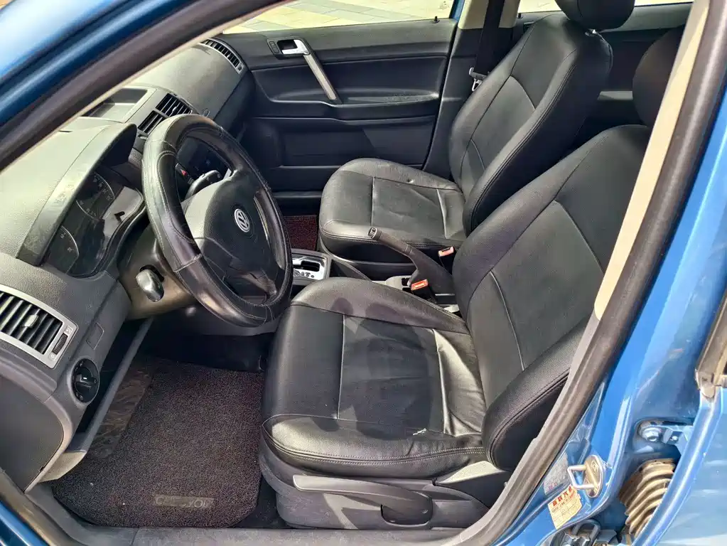 Volkswagen Polo 2009 Sporty 1.6L AT
