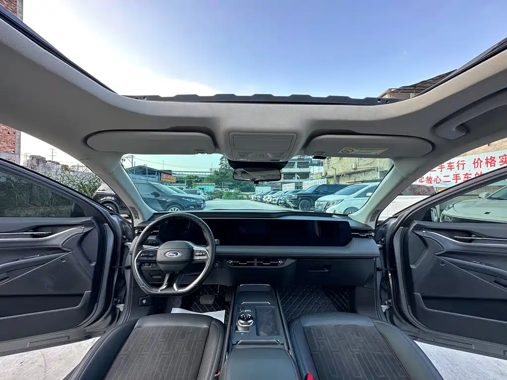 Ford Mondeo — миниатюра 10
