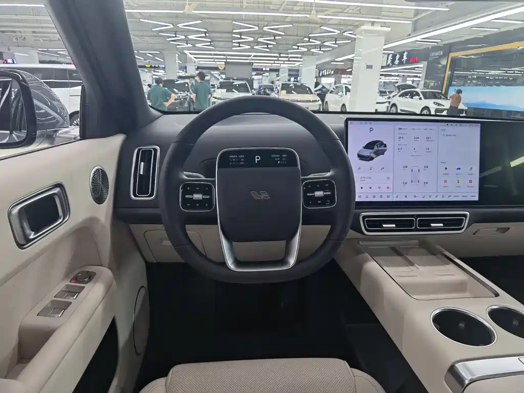 Li Auto L8 2025 Ultra