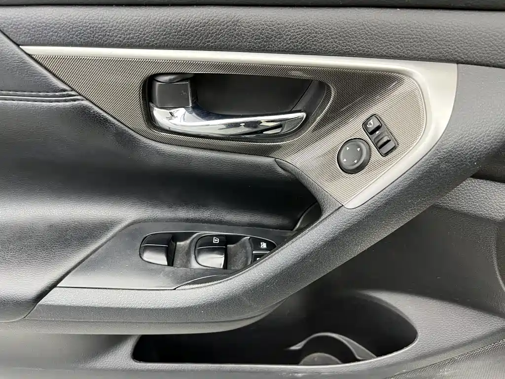 Nissan Altima 2013 2.0L XL Comfort