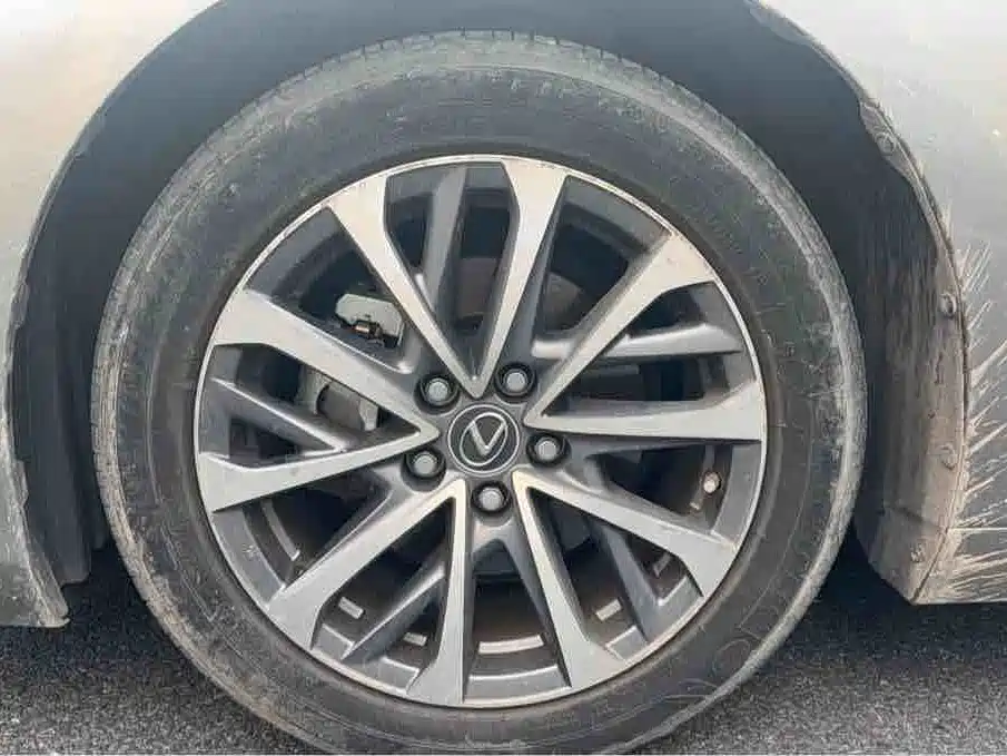 Lexus ES — миниатюра 20
