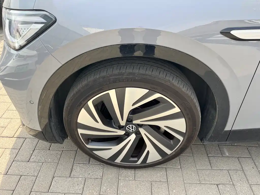 VOLKSWAGEN ID.4 CROZZ