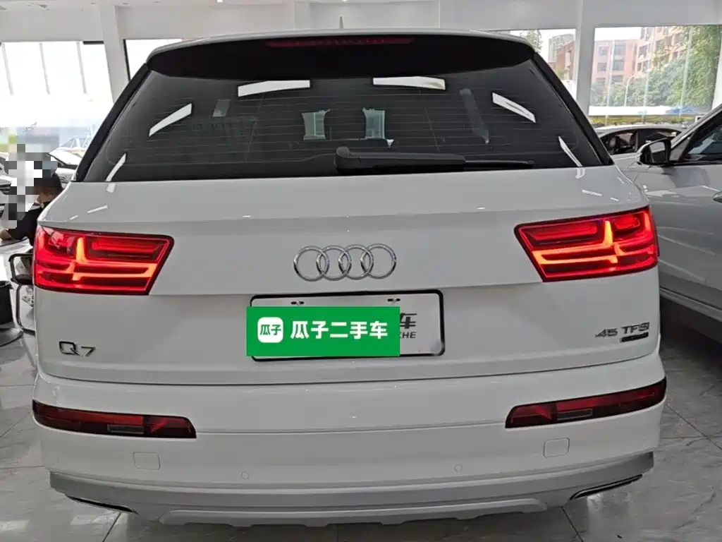Audi Q7 2019 45 TFSI Comfort