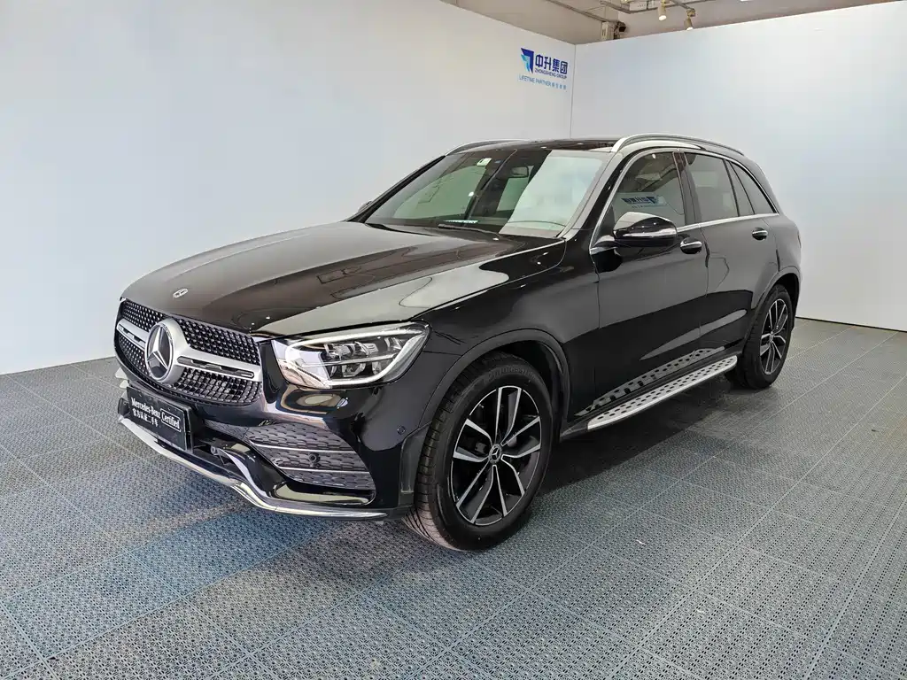 Купить Mercedes-Benz GLC