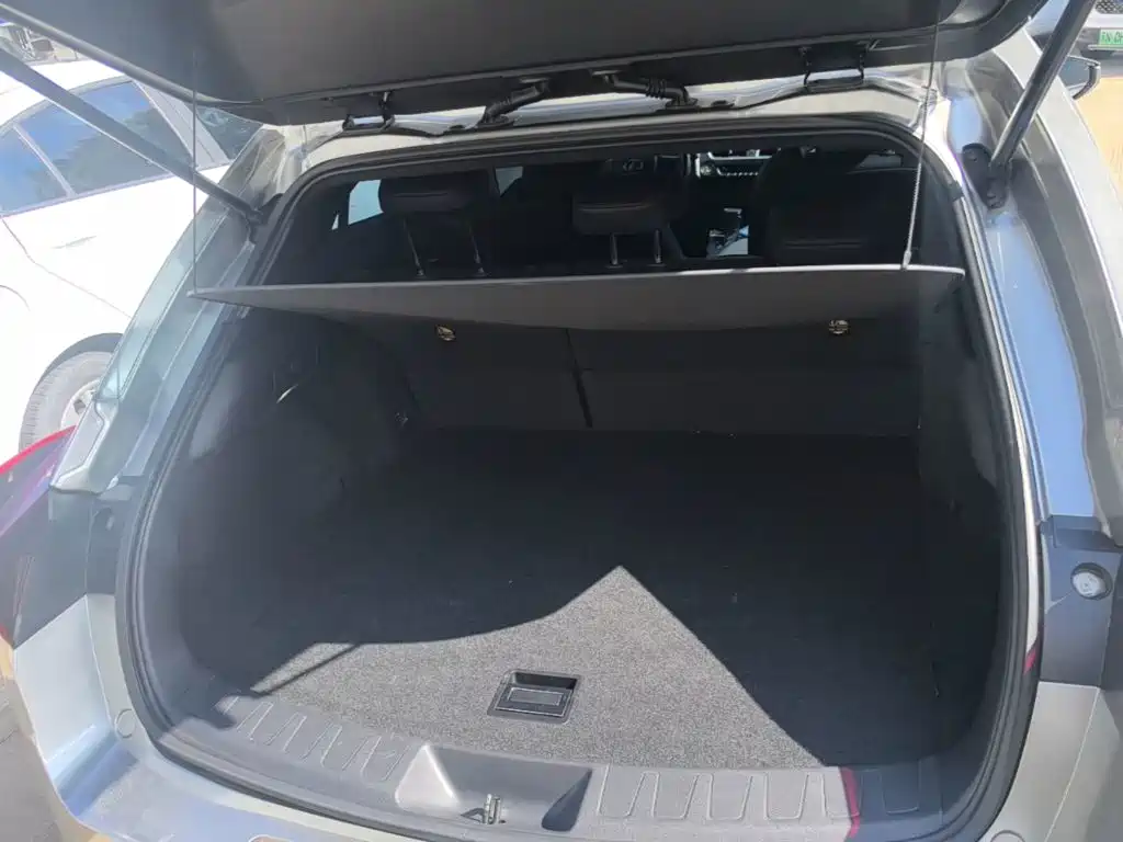 Lexus UX — миниатюра 19