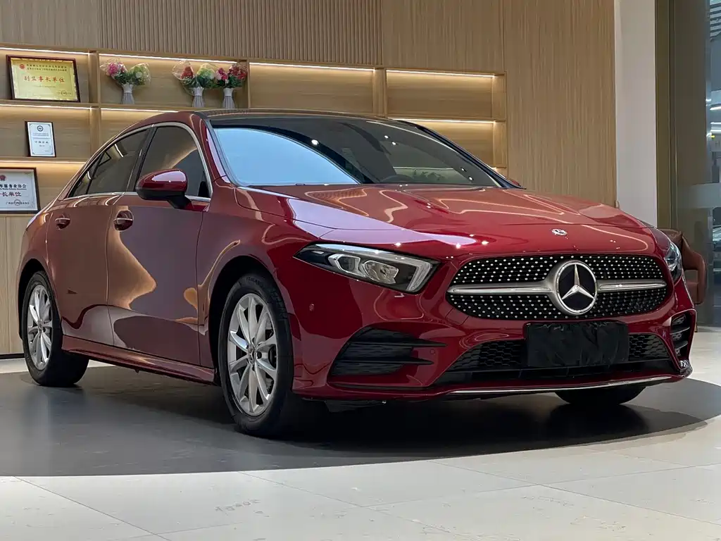 MERCEDES-BENZ A CLASS