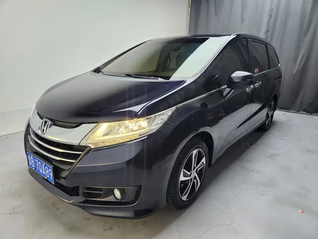 Купить Honda Odyssey