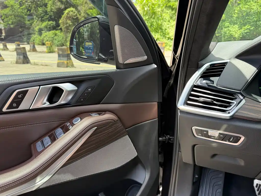 BMW X5 2022 xDrive 40Li Premium M Sport