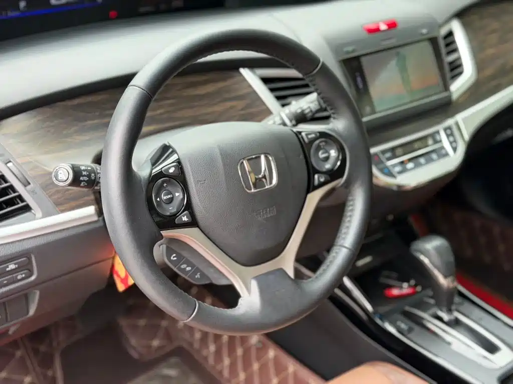 Honda Jade — миниатюра 17