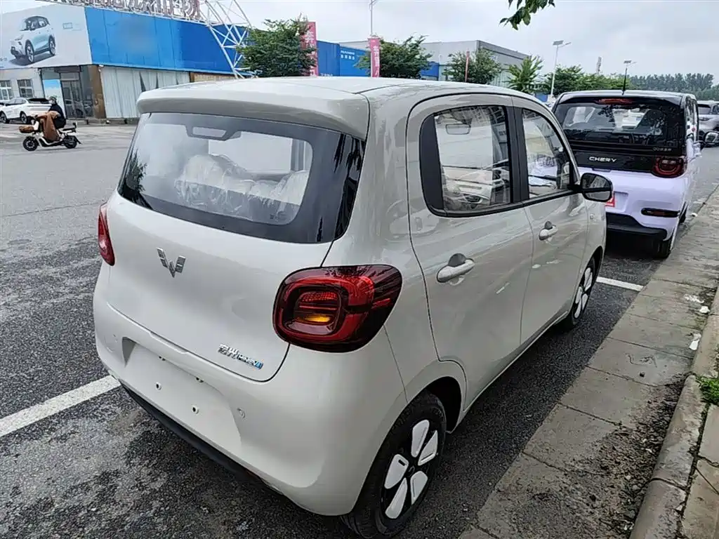 Wuling Mini EV MINIEV 2025