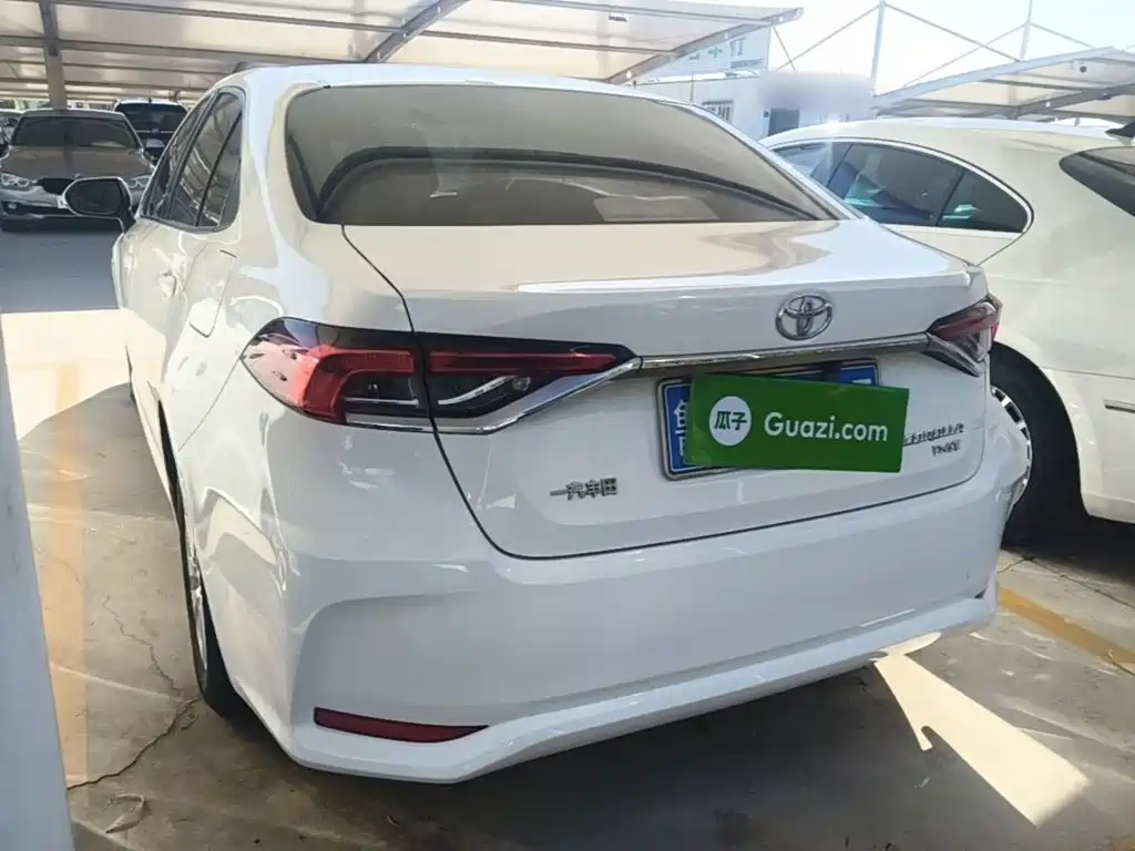 Toyota Corolla — миниатюра 5