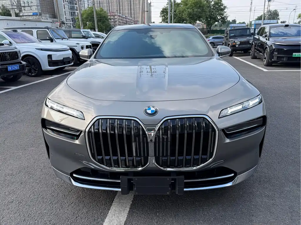 BMW 7 Series 7 2026 740Li Premium M Sport