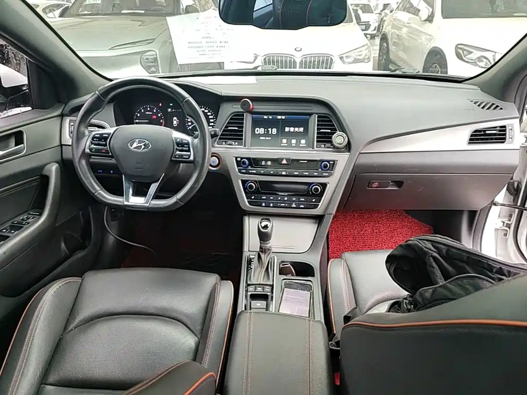 Hyundai Sonata — миниатюра 10