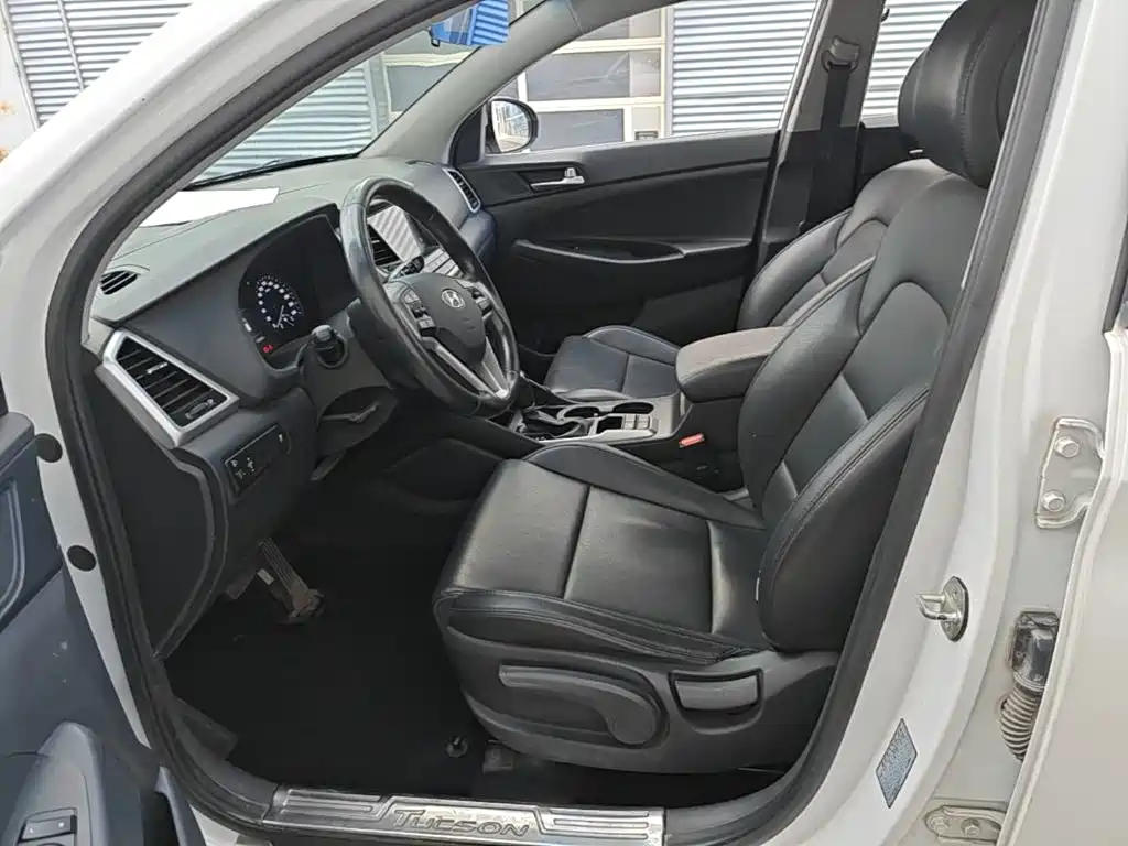 Hyundai Tucson — миниатюра 15
