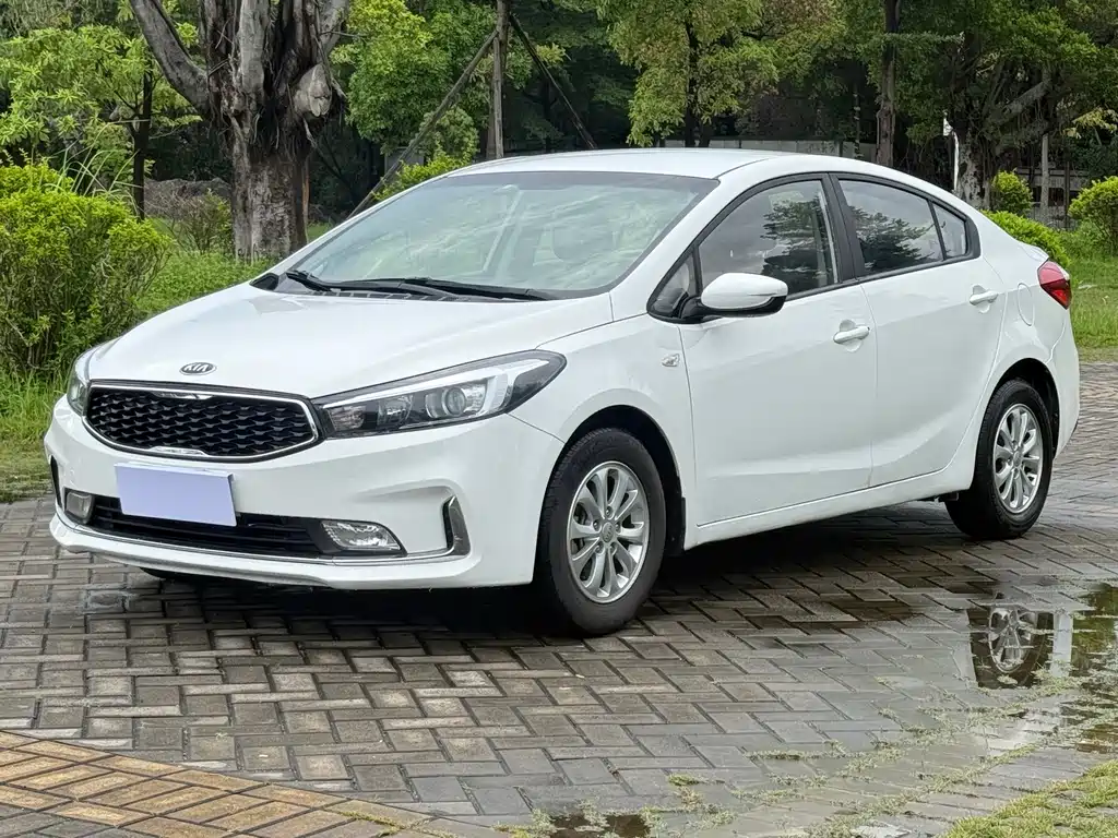 Kia K3 2016 1.6L MT GL