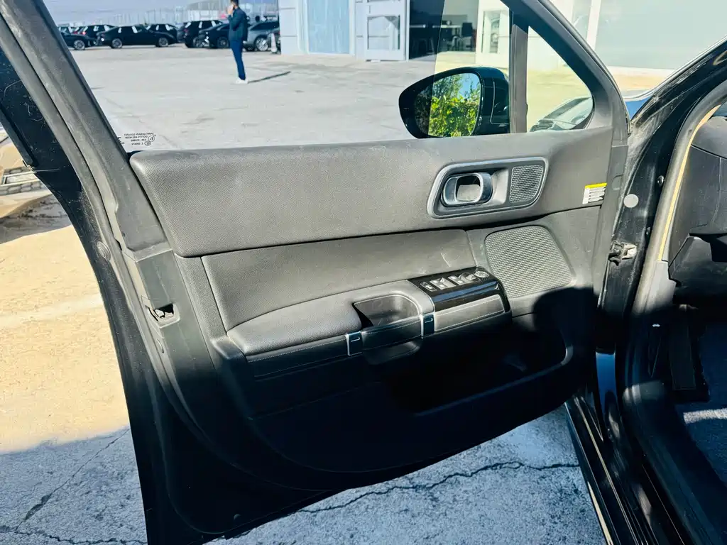 Citroen C6 — миниатюра 11