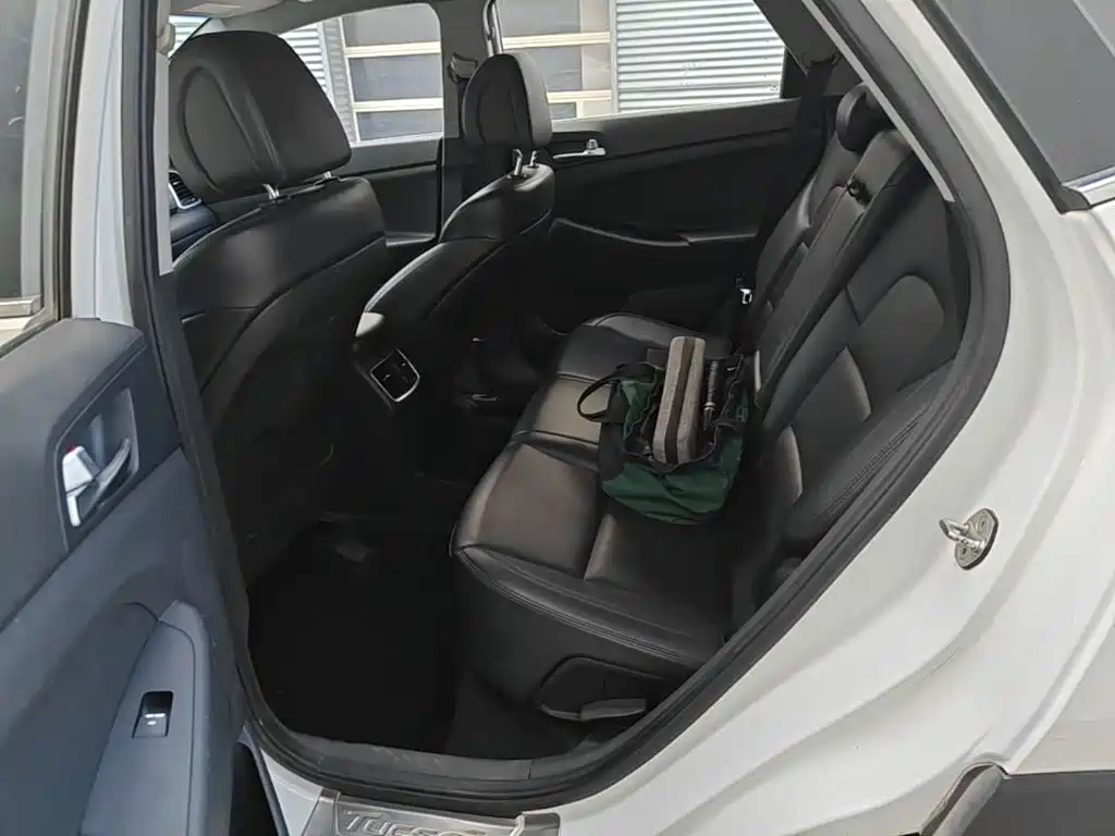 Hyundai Tucson — миниатюра 17