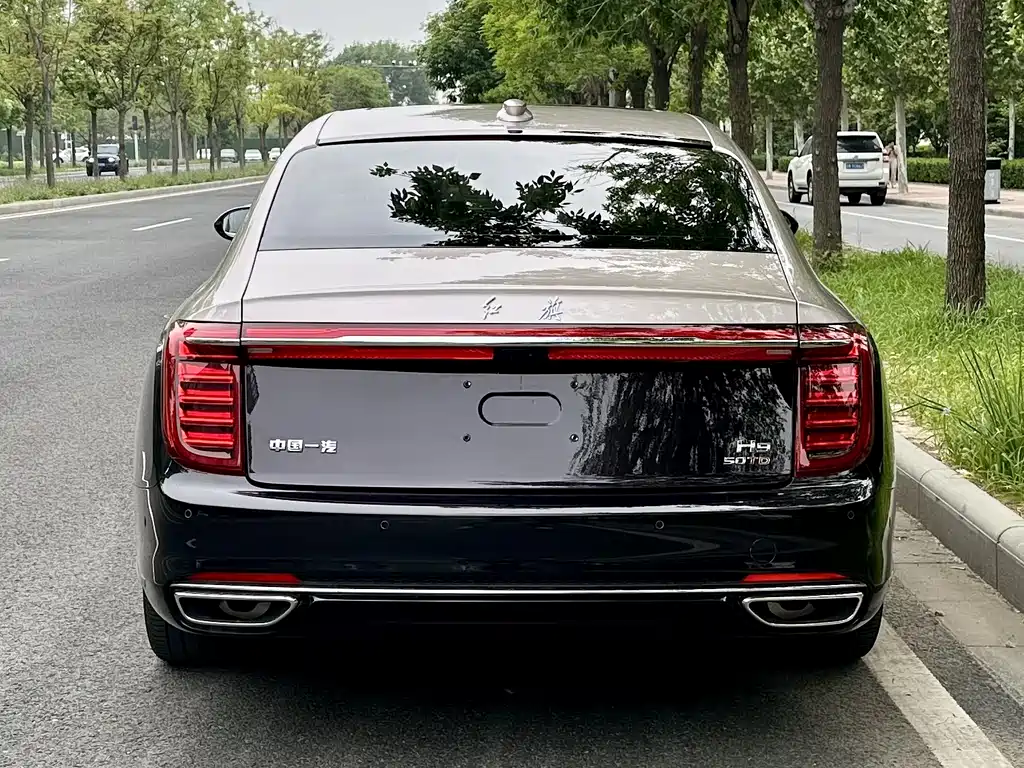 Hongqi H9 2020 3.0T