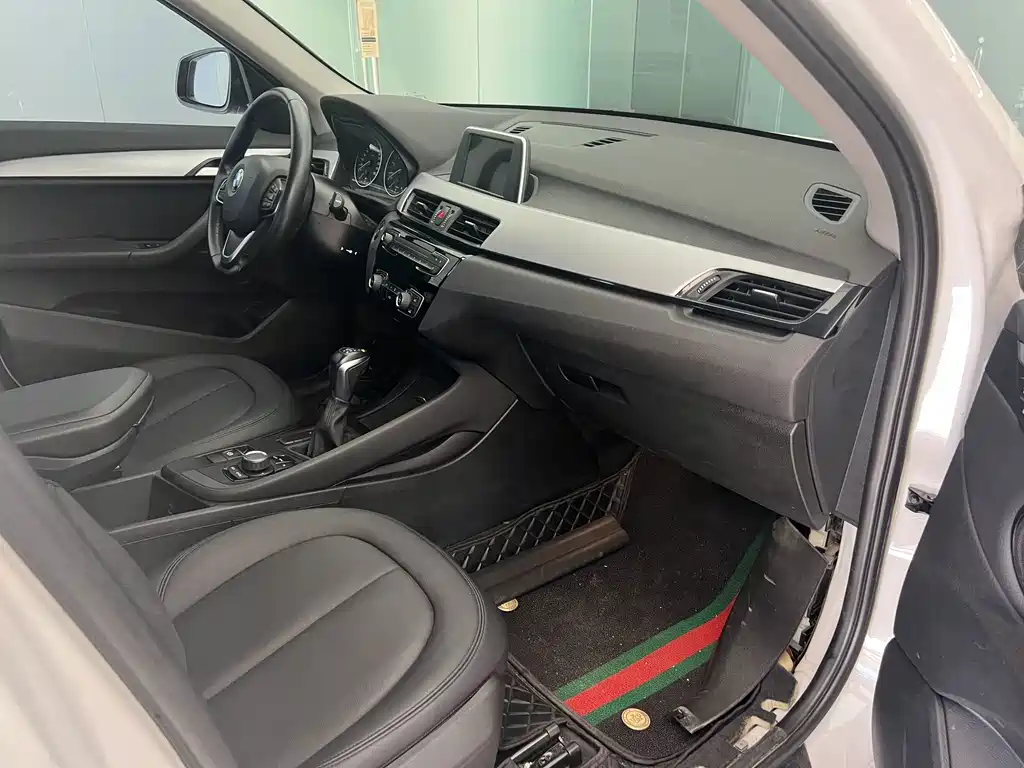 BMW X1 — миниатюра 5