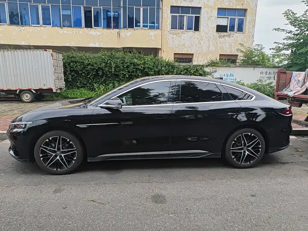 BYD Han 2025 EV Smart Drive 635KM Flagship