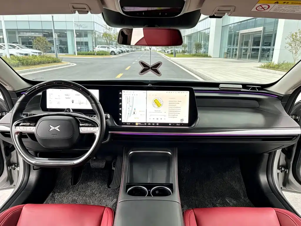 XPeng P7 — миниатюра 6
