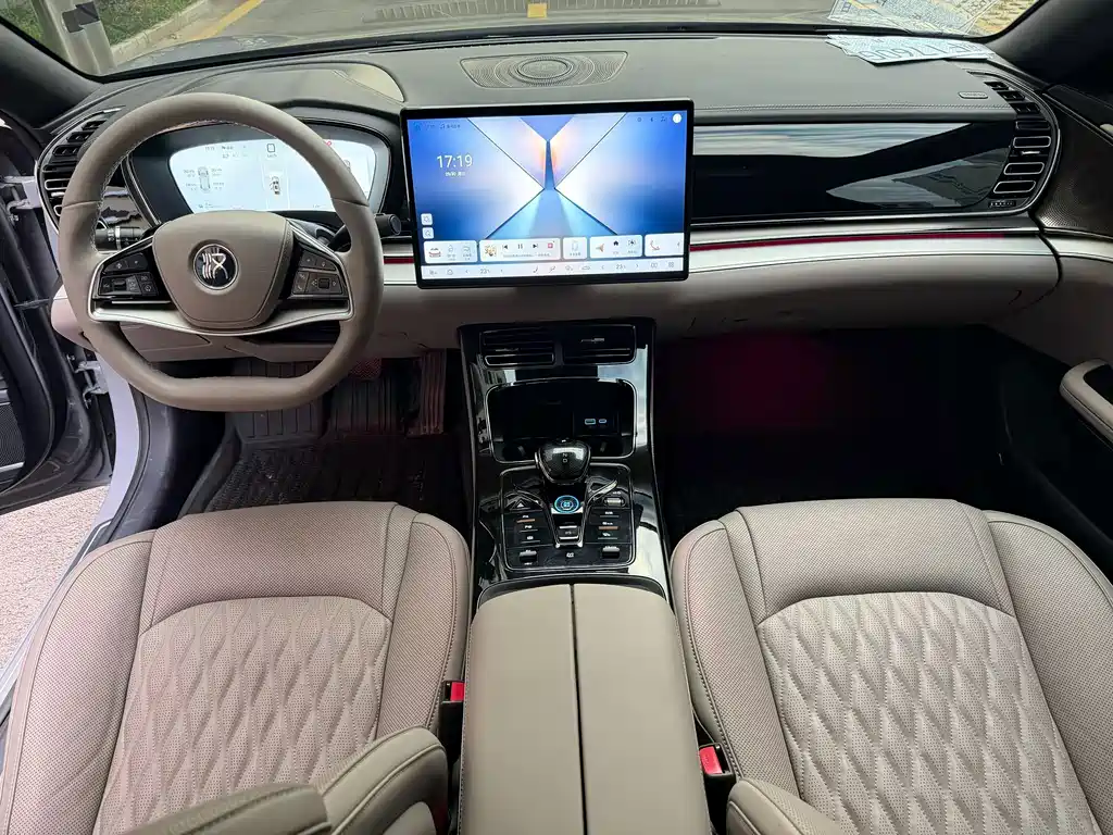 BYD Han — миниатюра 5