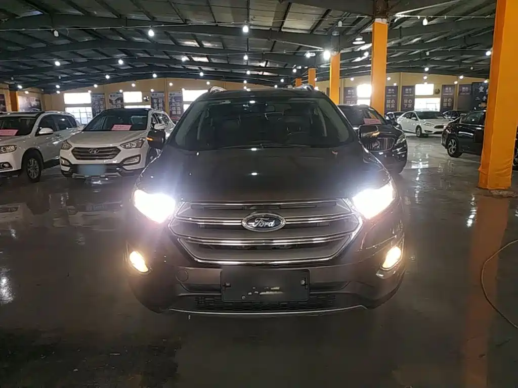 Ford Edge — миниатюра 3