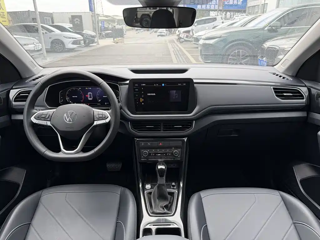 Volkswagen Tharu — миниатюра 6